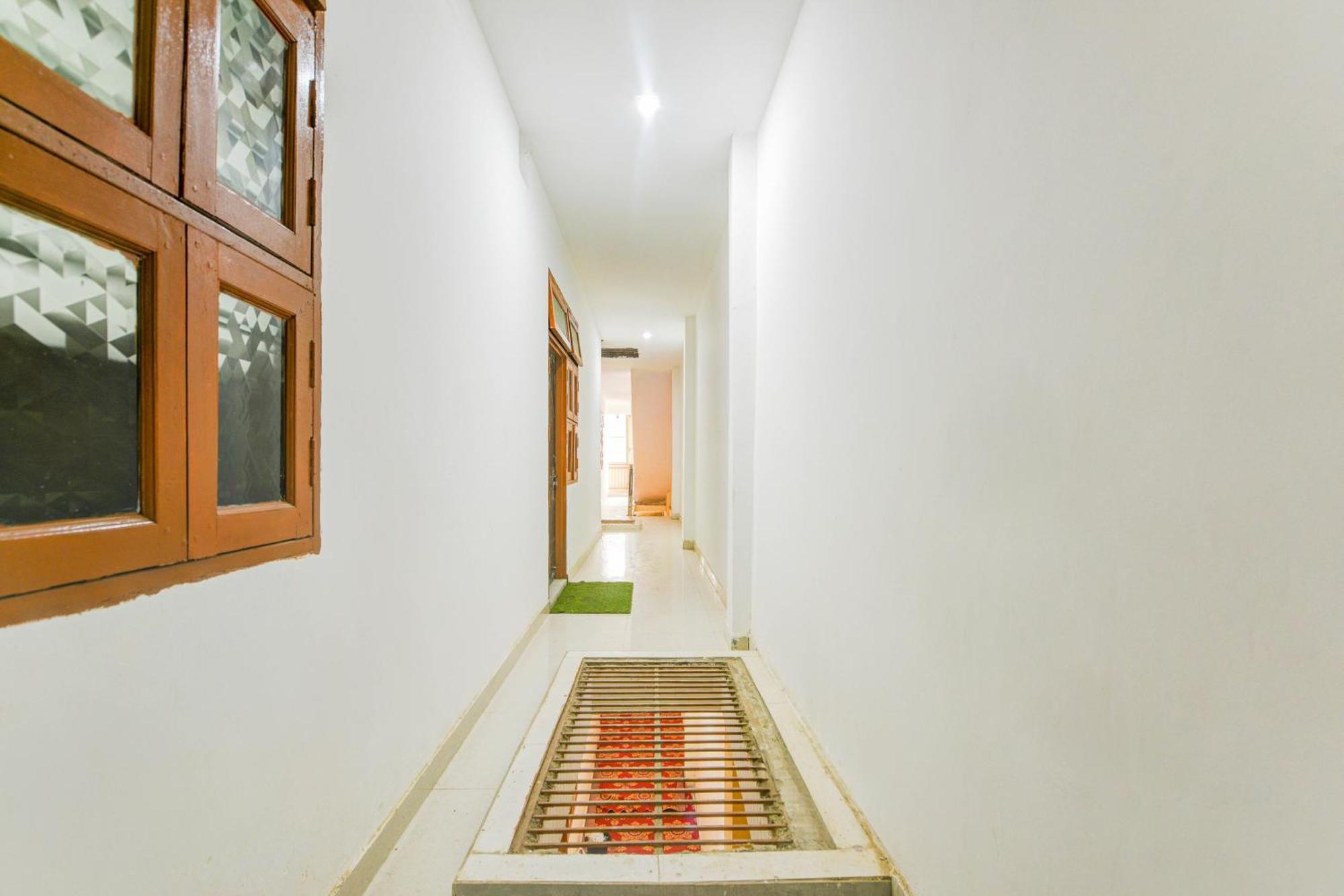 Hotel O J.D Kings Faridabad Luaran gambar